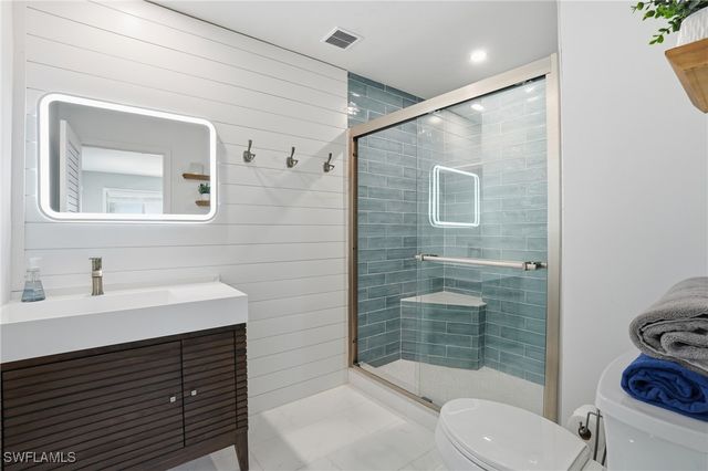 7 Avenida Carita, Fort Myers Beach, FL 33931