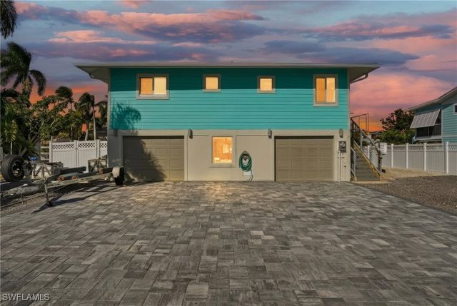 7 Avenida Carita, Fort Myers Beach, FL 33931