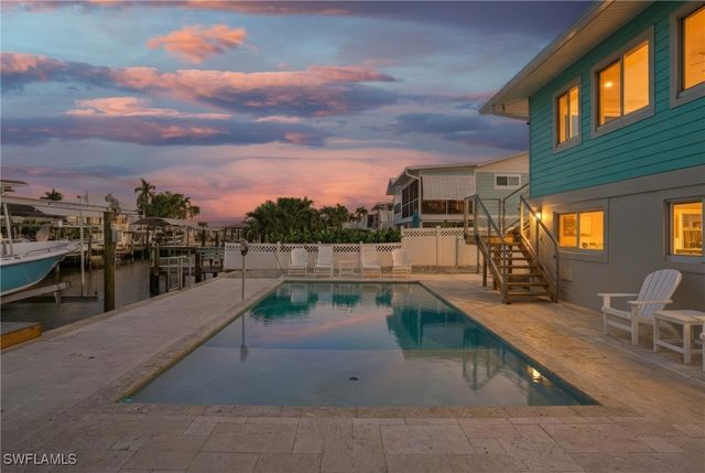 7 Avenida Carita, Fort Myers Beach, FL 33931