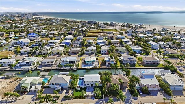 7 Avenida Carita, Fort Myers Beach, FL 33931