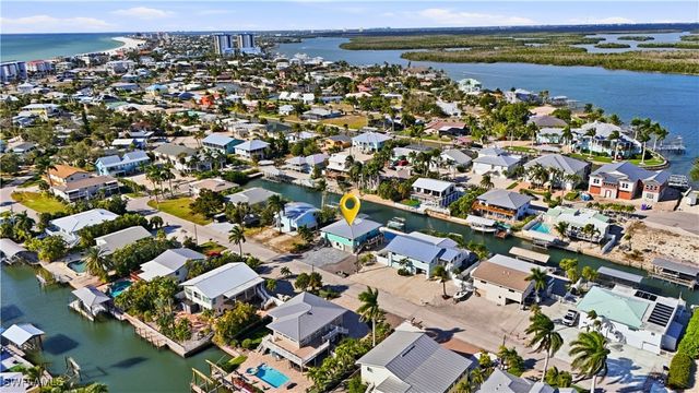 7 Avenida Carita, Fort Myers Beach, FL 33931