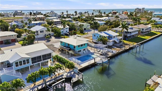 7 Avenida Carita, Fort Myers Beach, FL 33931