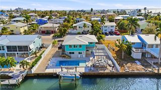 7 Avenida Carita, Fort Myers Beach, FL 33931