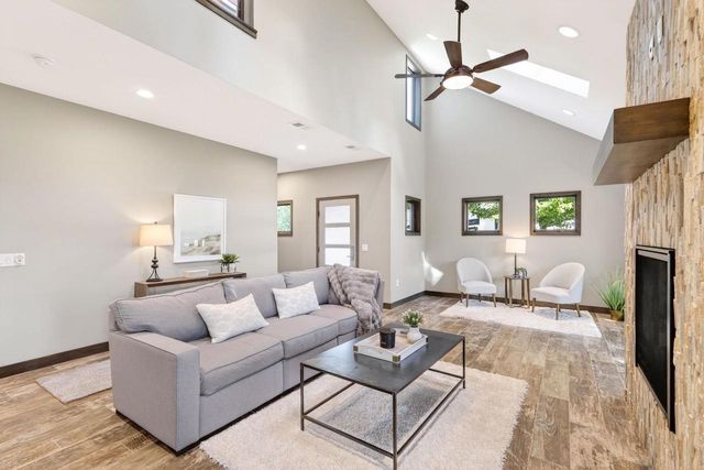 2830 Tomahawk Court, Middleton, WI 53562