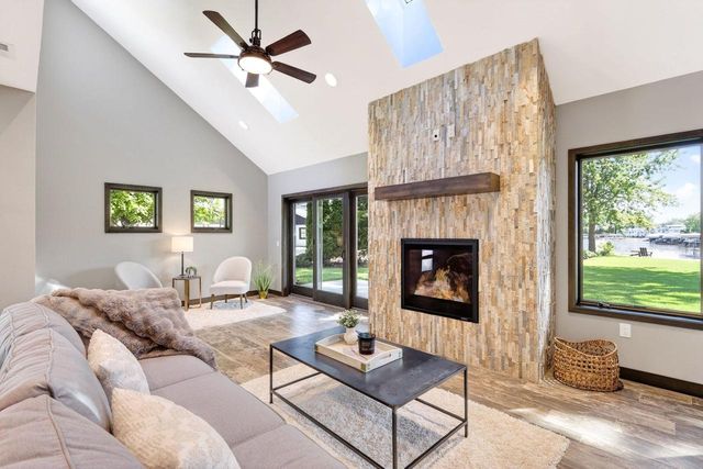 2830 Tomahawk Court, Middleton, WI 53562