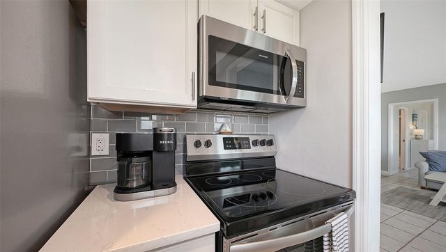 1255 TARPON CENTER DRIVE 406, Venice, FL 34285