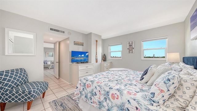 1255 TARPON CENTER DRIVE 406, Venice, FL 34285