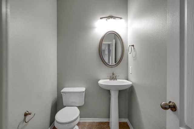 30327 Deleon Fields Drive, Spring, TX 77386
