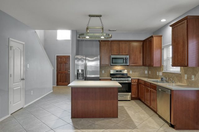 30327 Deleon Fields Drive, Spring, TX 77386