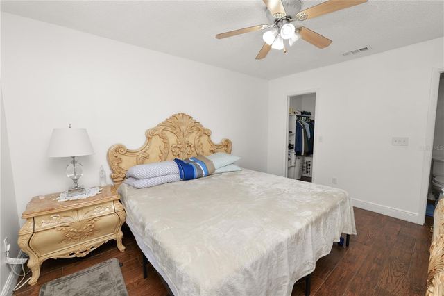 11902 LAKEMIST CIRCLE 11902, Temple Terrace, FL 33617