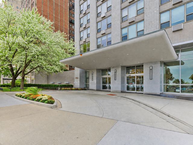 1550 N Lake Shore Drive 7E, Chicago, IL 60610