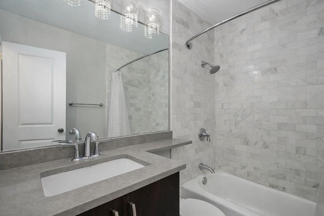 1550 N Lake Shore Drive 7E, Chicago, IL 60610