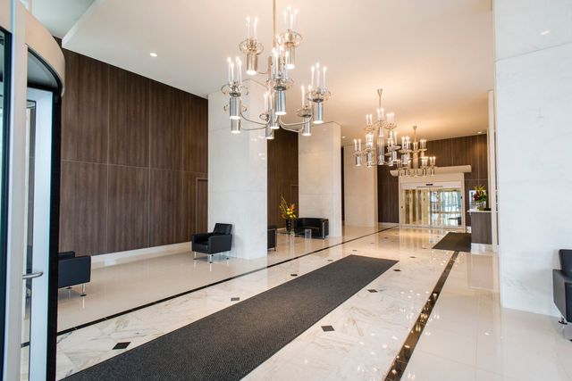 1550 N Lake Shore Drive 7E, Chicago, IL 60610