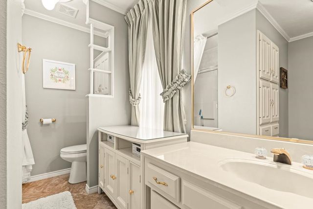 106 Cheyenne Street, Gilmer, TX 75644