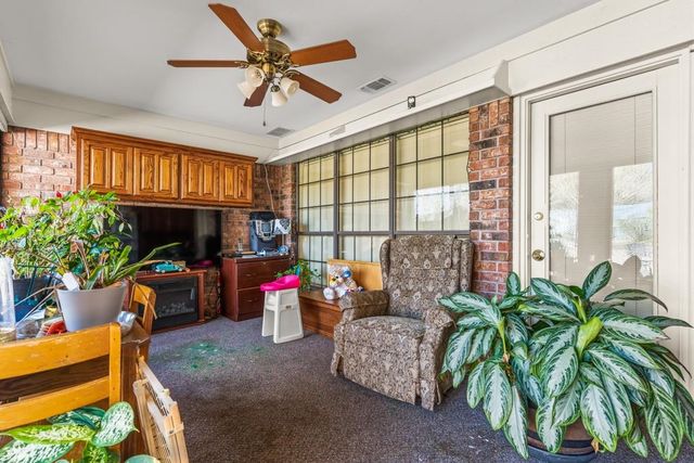 106 Cheyenne Street, Gilmer, TX 75644