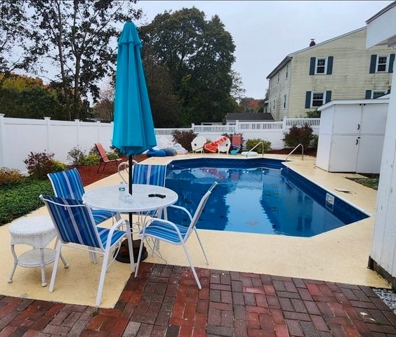 21 Washington St, Shrewsbury, MA 01545
