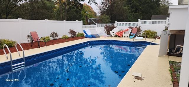 21 Washington St, Shrewsbury, MA 01545