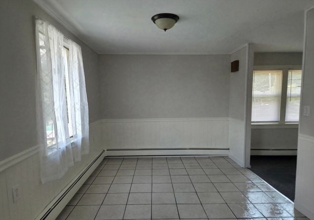 21 Washington St, Shrewsbury, MA 01545