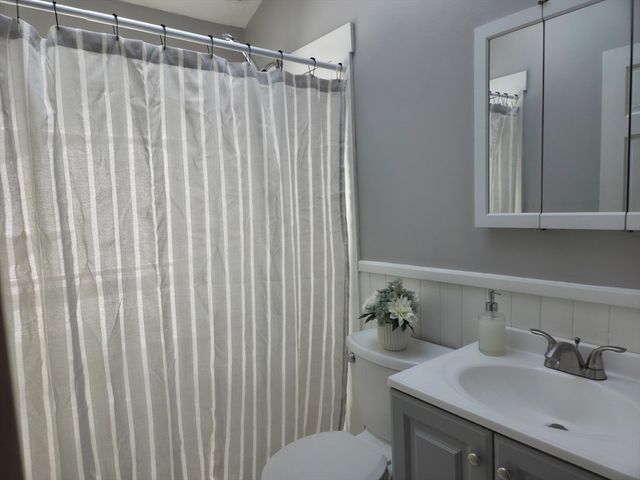 21 Washington St, Shrewsbury, MA 01545