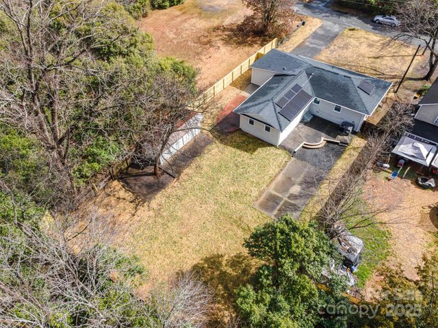 8624 Sharonbrook Drive, Charlotte, NC 28210