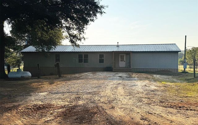 427 Old Latexo Road, Crockett, TX 75835