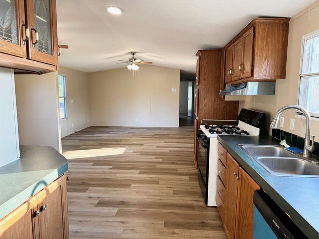 427 Old Latexo Road, Crockett, TX 75835