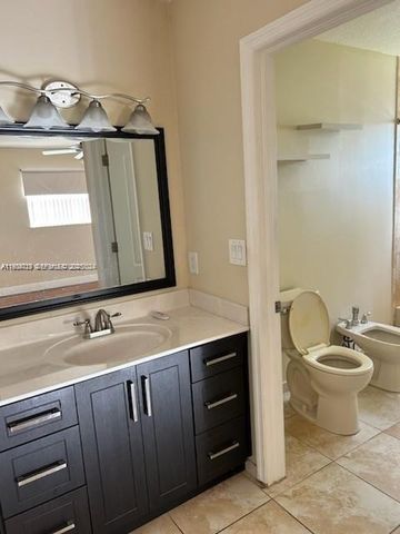 14222 SW 25th Ter 14222, Miami, FL 33175