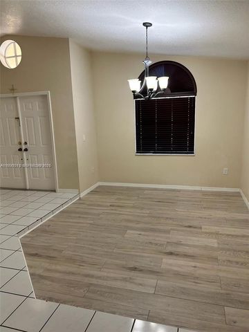 14222 SW 25th Ter 14222, Miami, FL 33175