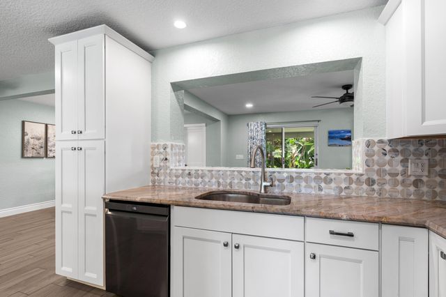 2890 SE 1st Court, Boynton Beach, FL 33435