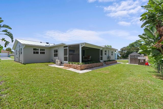 2890 SE 1st Court, Boynton Beach, FL 33435