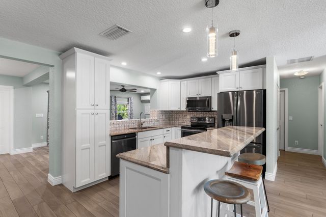 2890 SE 1st Court, Boynton Beach, FL 33435