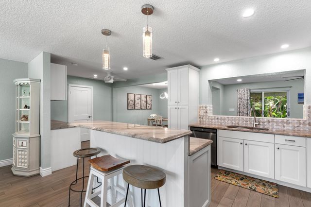 2890 SE 1st Court, Boynton Beach, FL 33435