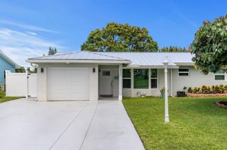 2890 SE 1st Court, Boynton Beach, FL 33435