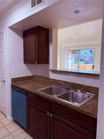 8101 West Flamingo Road 1002, Las Vegas, NV 89147