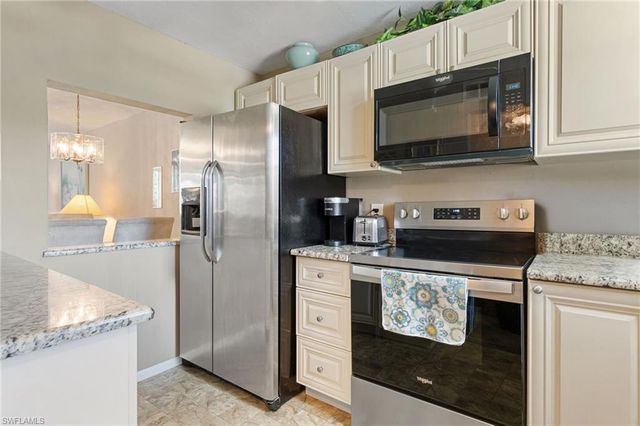 501 Forest Lakes BLVD # 111, Naples, FL 34105