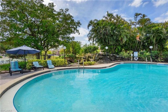 501 Forest Lakes BLVD # 111, Naples, FL 34105