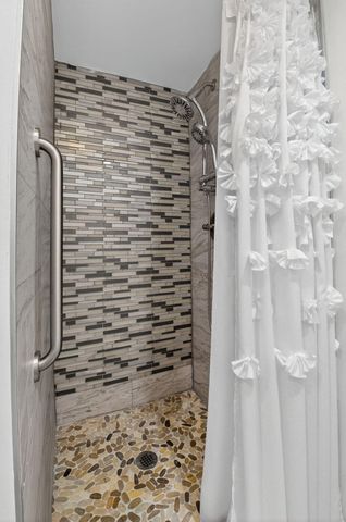 60 Brittany B, Delray Beach, FL 33446