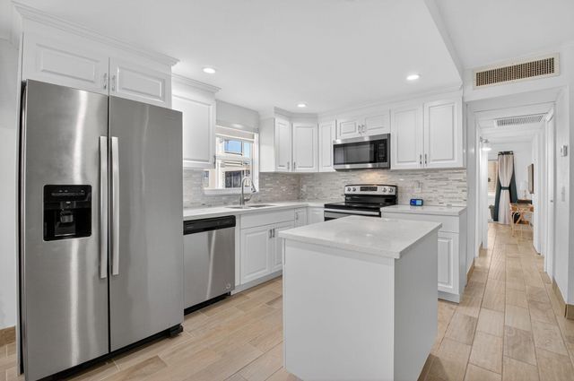 60 Brittany B, Delray Beach, FL 33446