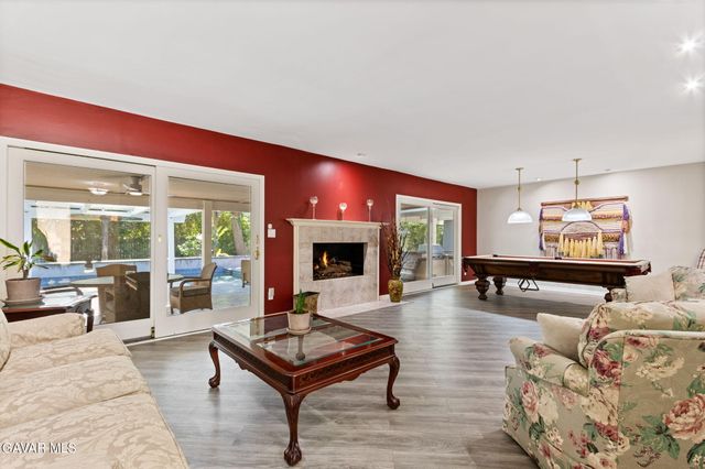 18200 Vintage Street, Northridge, CA 91325