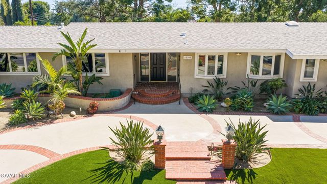 18200 Vintage Street, Northridge, CA 91325