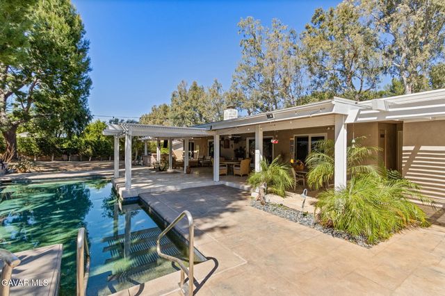 18200 Vintage Street, Northridge, CA 91325