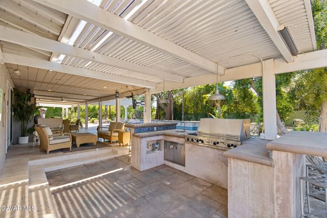 18200 Vintage Street, Northridge, CA 91325