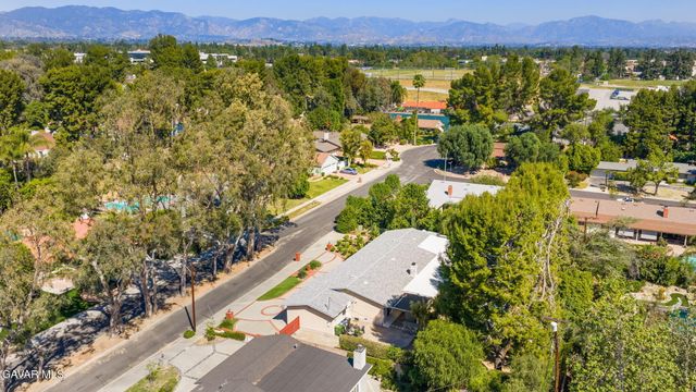 18200 Vintage Street, Northridge, CA 91325