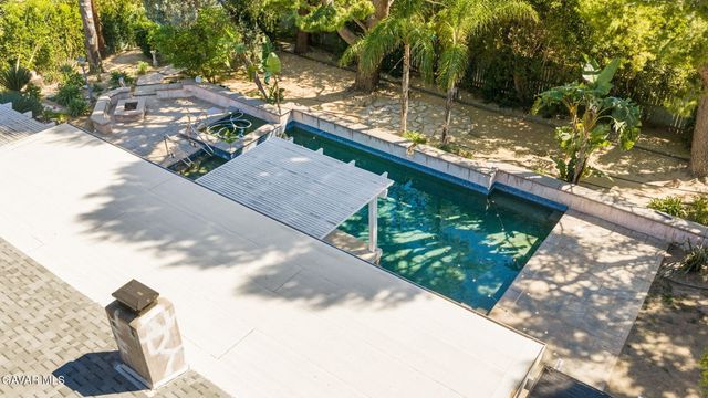 18200 Vintage Street, Northridge, CA 91325