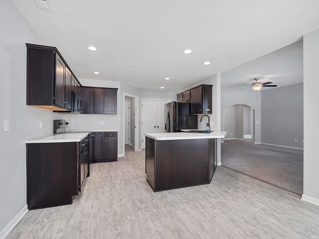 9704 Chadwick Lane, Fort Wayne, IN 46808