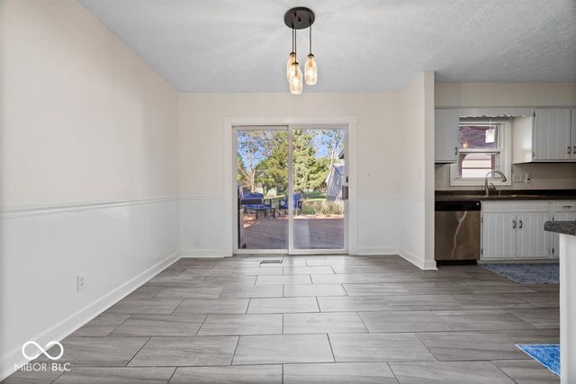 1352 Westwind Drive, Avon, IN 46123