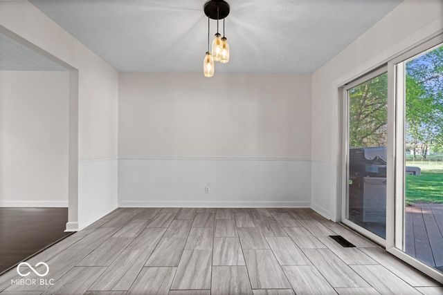 1352 Westwind Drive, Avon, IN 46123