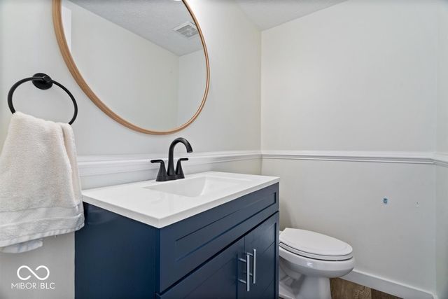1352 Westwind Drive, Avon, IN 46123
