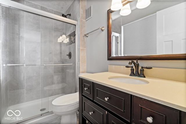 1352 Westwind Drive, Avon, IN 46123