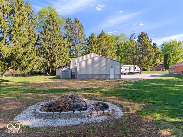 1352 Westwind Drive, Avon, IN 46123